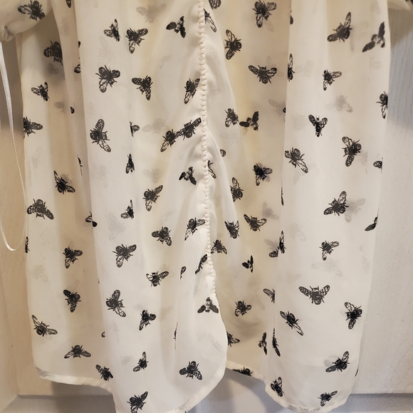 Tera by Vince Camuto Black and Cream Bee Blouse Size Small - Picture 7 of 11